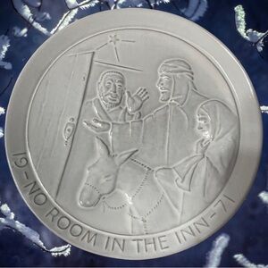 Frankoma Collector Plate "No
Room At The Inn" Dated/Signed
'71. Part of a Series